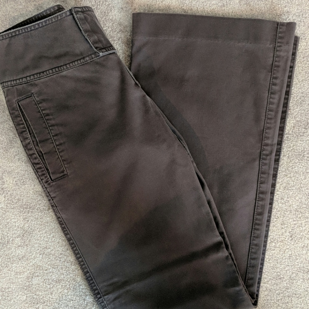 LOVE THE FIT OF THESE PANTS